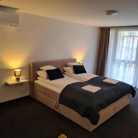 Center Apartmanhaz شقة