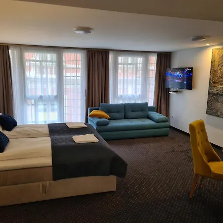 شقة Center Apartmanhaz *