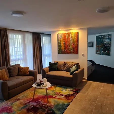 Apartament Center Apartmanhaz *