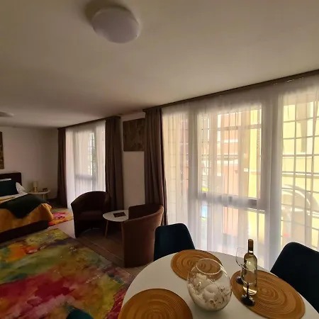 Center Apartmanhaz Apartment Erlau
