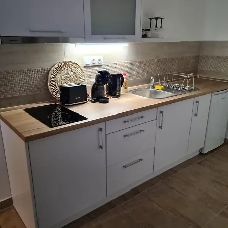 Center Apartmanhaz Erlau